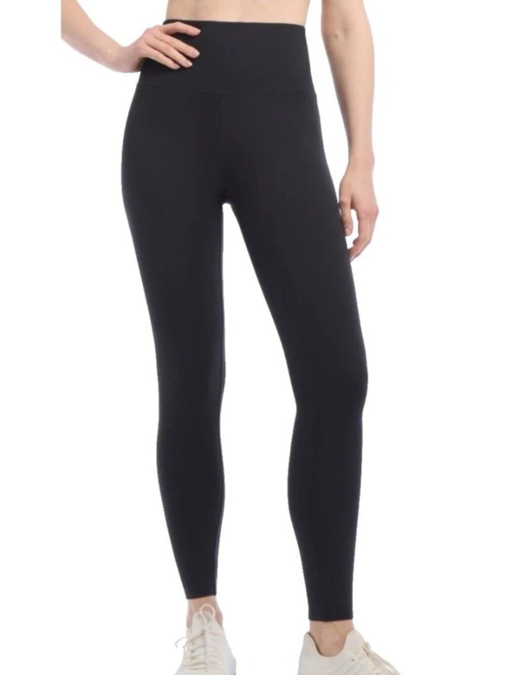 NWT Danskin Women's M Black Salt Lightweight Legging